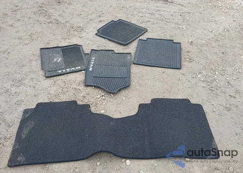 2017 Nissan Titan Platinum Reserve/Pro-4X/S/Sl/Sv z USA, uszkodzony, nr VIN 1N6AA1E5XHN525171